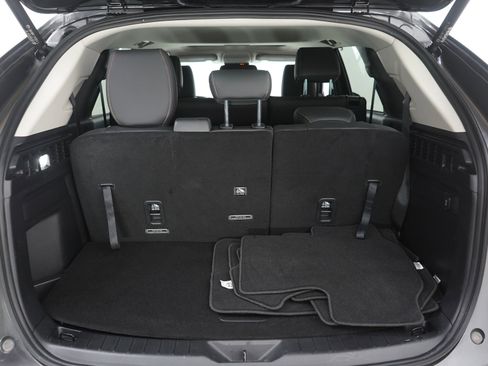 Certified 2024 MAZDA CX-90 Plug-In Hybrid w/ Preferred image 10