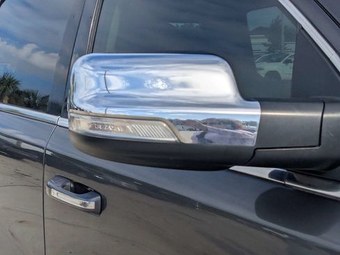 Certified 2019 RAM 1500 Laramie AWD/4WD image 10