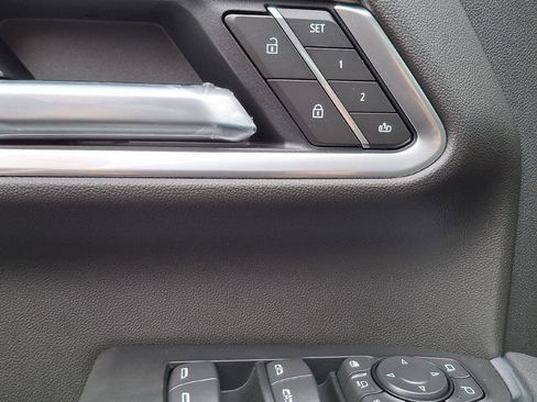 New 2026 GMC Sierra 3500 SLT w/ SLT Premium Package AWD/4WD image 13