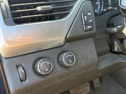 Used 2020 Chevrolet Tahoe LT AWD/4WD image 19