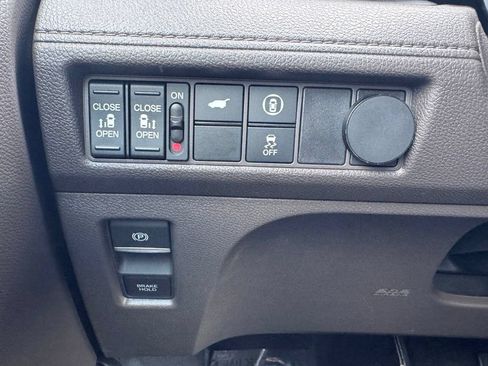 Used 2023 Honda Odyssey EX-L image 35