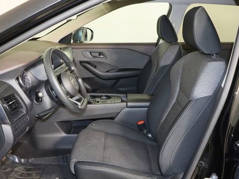 Used 2021 Nissan Rogue S image 16