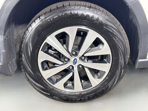 Used 2020 Subaru Outback Premium AWD/4WD image 32