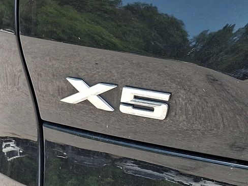 Used 2022 BMW X5 xDrive40i AWD/4WD image 32