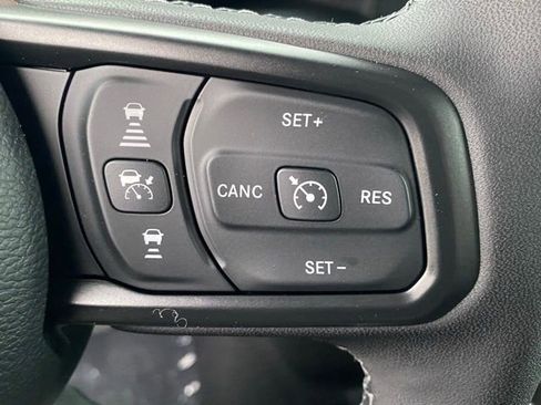 New 2026 Jeep Gladiator Mojave w/ Safety Group image 17