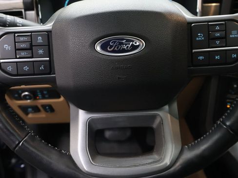 Used 2022 Ford F150 Lariat w/ Equipment Group 502A High image 19