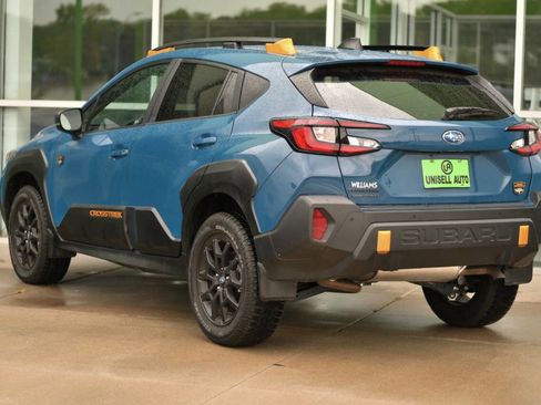 Used 2024 Subaru Crosstrek 2.5i Wilderness image 5