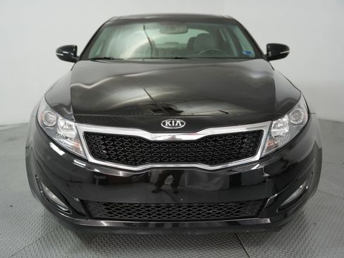 Used 2013 Kia Optima EX w/ Premium Pkg image 2
