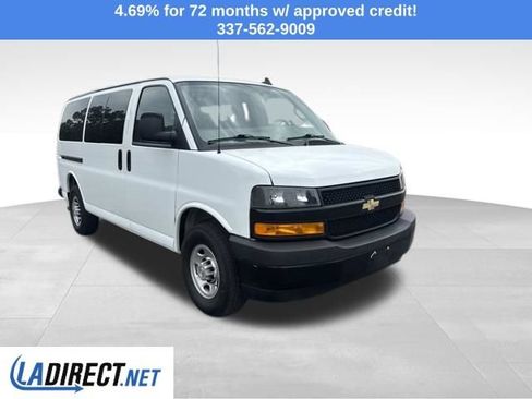 Used 2023 Chevrolet Express 3500 LS RWD image 3