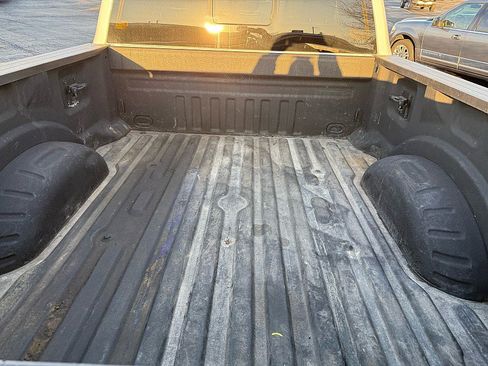 Used 2023 Ford F250 Lariat w/ Tremor Off-Road Package image 5