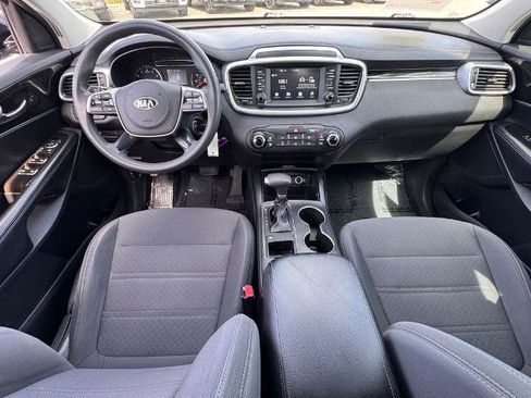 Used 2020 Kia Sorento FWD V6 image 26