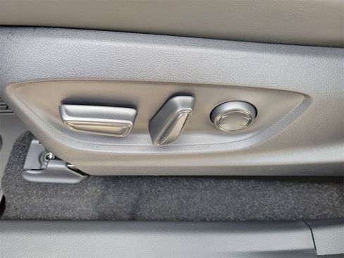 New 2026 Toyota Crown Limited image 17