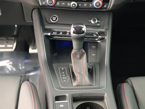 Certified 2025 Audi Q3 2.0T Premium Plus w/ Premium Plus Package image 21