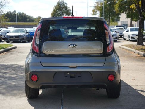 Used 2017 Kia Soul image 5
