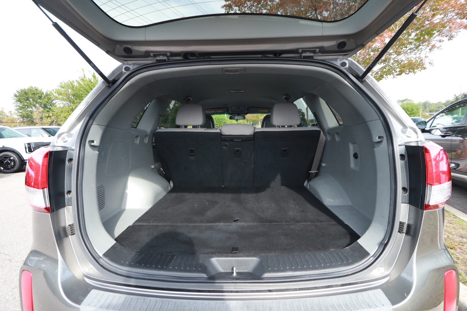 Used 2015 Kia Sorento LX FWD image 23