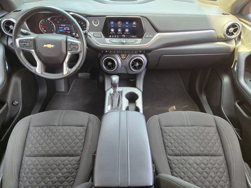 Used 2020 Chevrolet Blazer LT FWD image 18