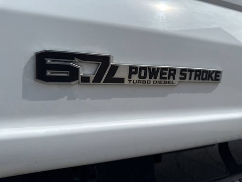 Used 2024 Ford F250 XLT AWD/4WD image 19
