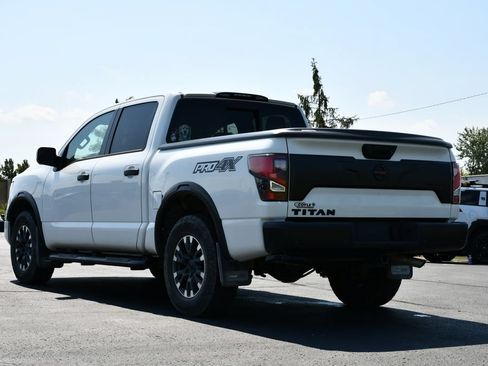 Used 2021 Nissan Titan PRO-4X w/ Pro-4x Convenience Package AWD/4WD image 5