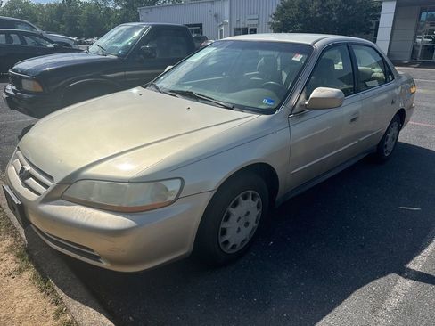 Used 2001 Honda Accord LX image 2