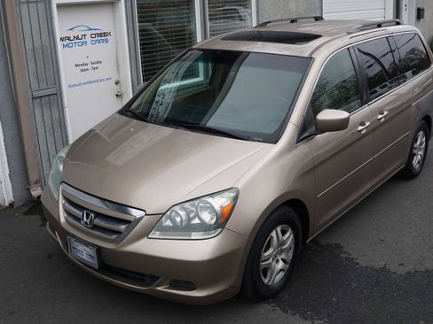 Used 2006 Honda Odyssey EX-L image 3