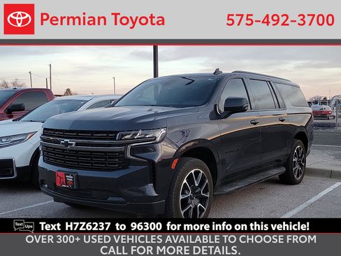 Used 2022 Chevrolet Suburban RST w/ Luxury Package image 1