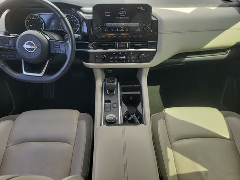 Used 2023 Nissan Pathfinder SL w/ SL Premium Package AWD/4WD image 18