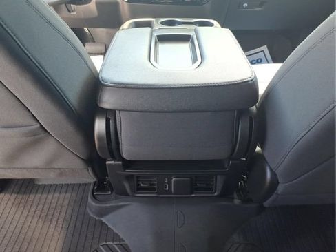 Used 2024 Chevrolet Silverado 1500 RST AWD/4WD image 16