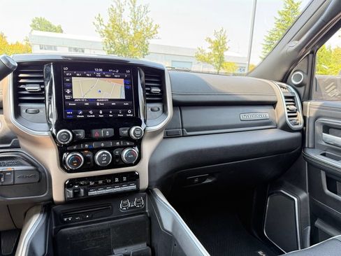 Used 2019 RAM 3500 Laramie AWD/4WD image 25