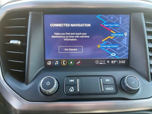 Used 2023 GMC Acadia AT4 w/ Technology Package AWD/4WD image 13