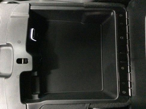 New 2024 RAM 2500 Tradesman w/ Chrome Appearance Group image 36