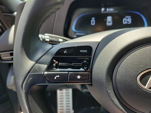Certified 2025 Hyundai Elantra Sport FWD image 19