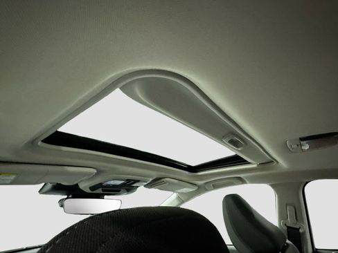 New 2026 Subaru Crosstrek 2.0i Premium AWD/4WD image 19