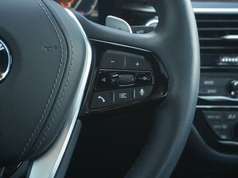 Certified 2023 BMW 540i xDrive w/ Executive Package image 19