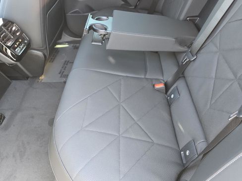 New 2026 BMW iX xDrive60 image 11