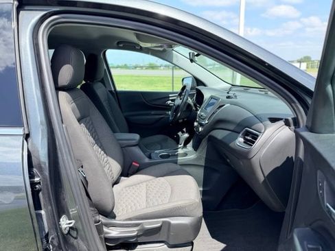 Certified 2020 Chevrolet Equinox LT FWD image 11
