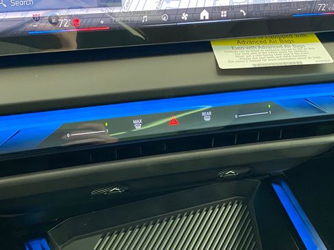 New 2026 BMW X3 xDrive30 w/ Premium Package image 18