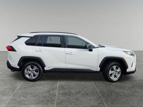 Certified 2025 Toyota RAV4 LE image 8