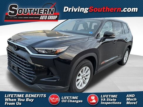 Used 2025 Toyota Grand Highlander AWD image 1