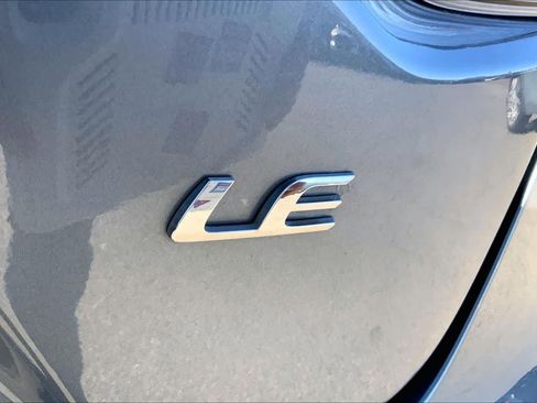 Used 2024 Toyota Corolla LE image 9