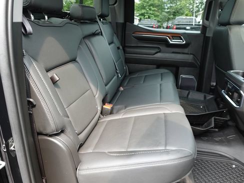 Used 2023 GMC Sierra 1500 Denali w/ Denali Reserve Package AWD/4WD image 41
