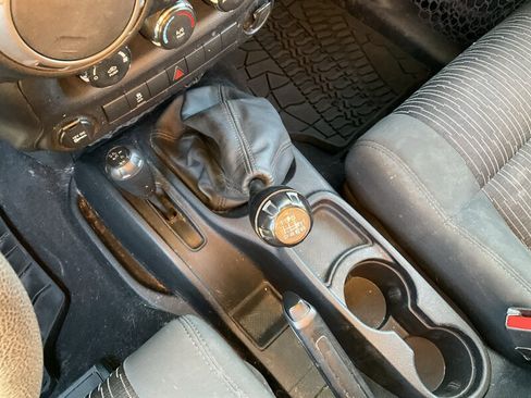 Used 2012 Jeep Wrangler Sport image 25