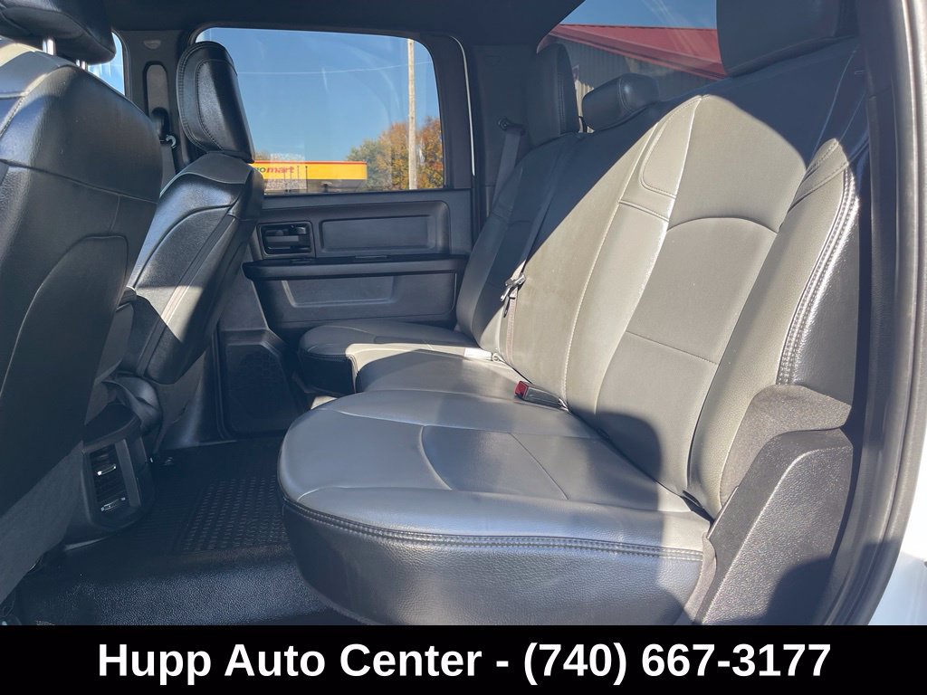 Used 2022 RAM 2500 Tradesman w/ Chrome Appearance Group AWD/4WD image 13