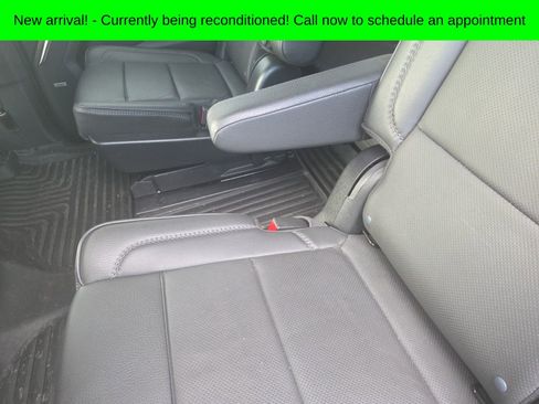 Used 2023 GMC Yukon Denali image 9