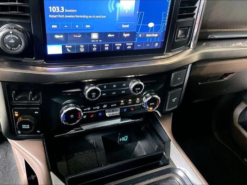 Certified 2024 Ford F250 King Ranch AWD/4WD image 25