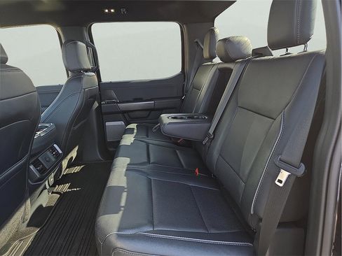 New 2025 Ford F150 Lariat w/ FX4 Off-Road Package image 11