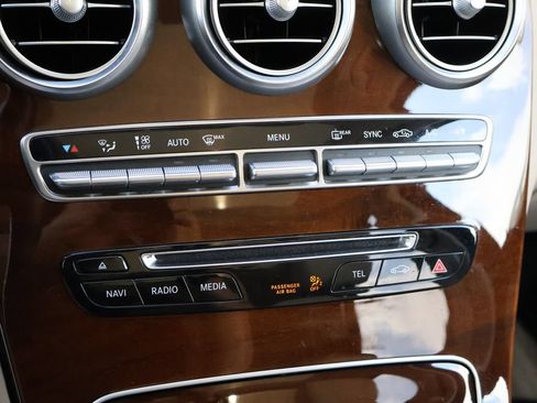 Used 2016 Mercedes-Benz GLC 300 4MATIC image 20