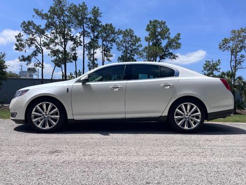 Used 2014 Lincoln MKS AWD w/ Equipment Group 201A image 3