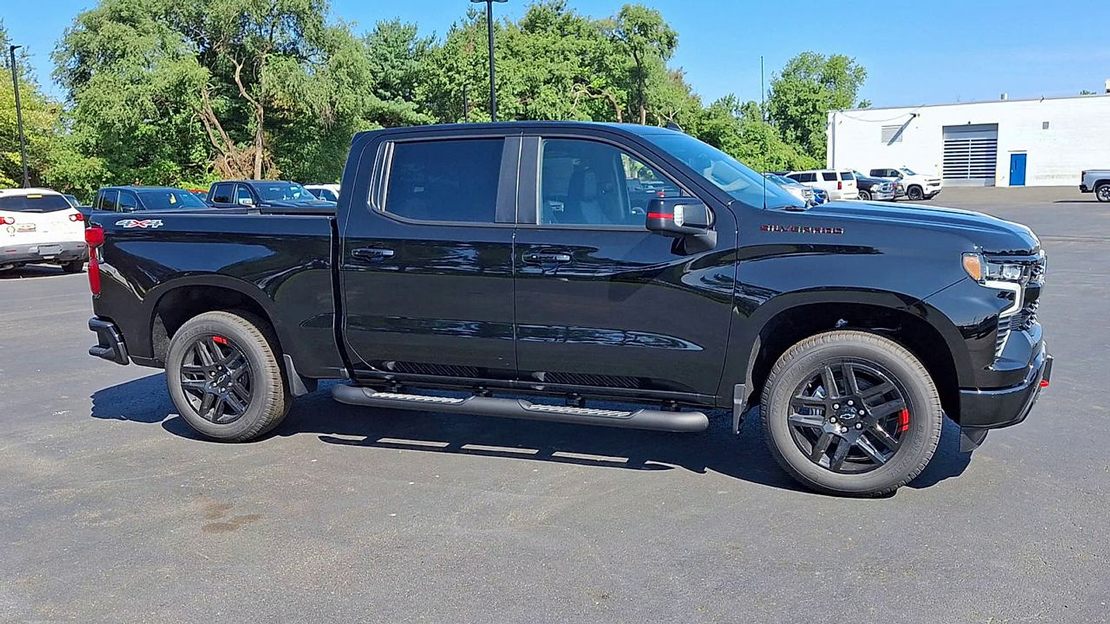 New 2026 Chevrolet Silverado 1500 RST w/ Redline Edition AWD/4WD image 4