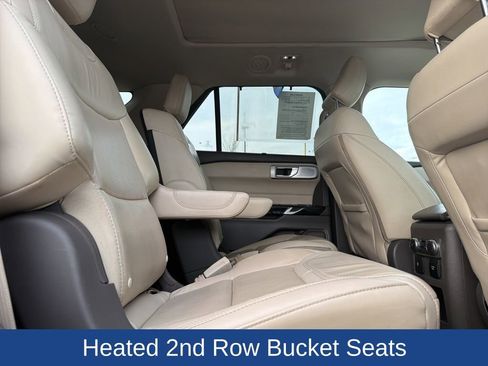 Certified 2021 Ford Explorer Platinum w/ Premium Technology Package image 14