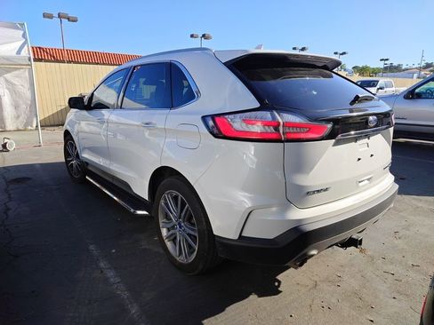 Used 2020 Ford Edge Titanium FWD image 4